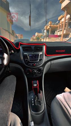 هیوندای ئەکسنت هاچباک